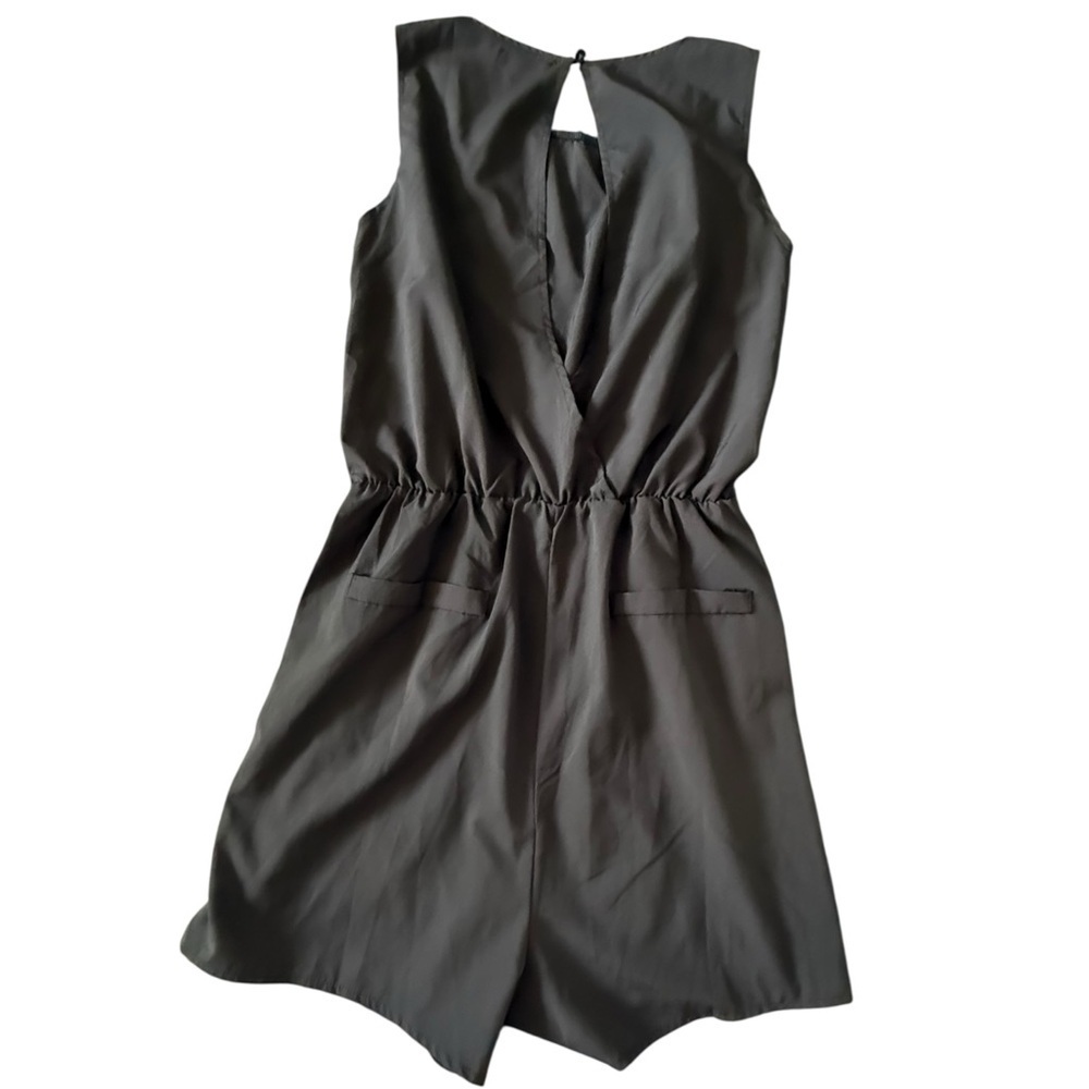Acevog Black Sleeveless Romper - Size M - Picture 2 of 5